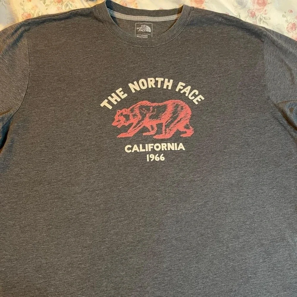 The North Face Bear Logo T-Shirt XXL‎ Gray California 1966 Graphic Tee